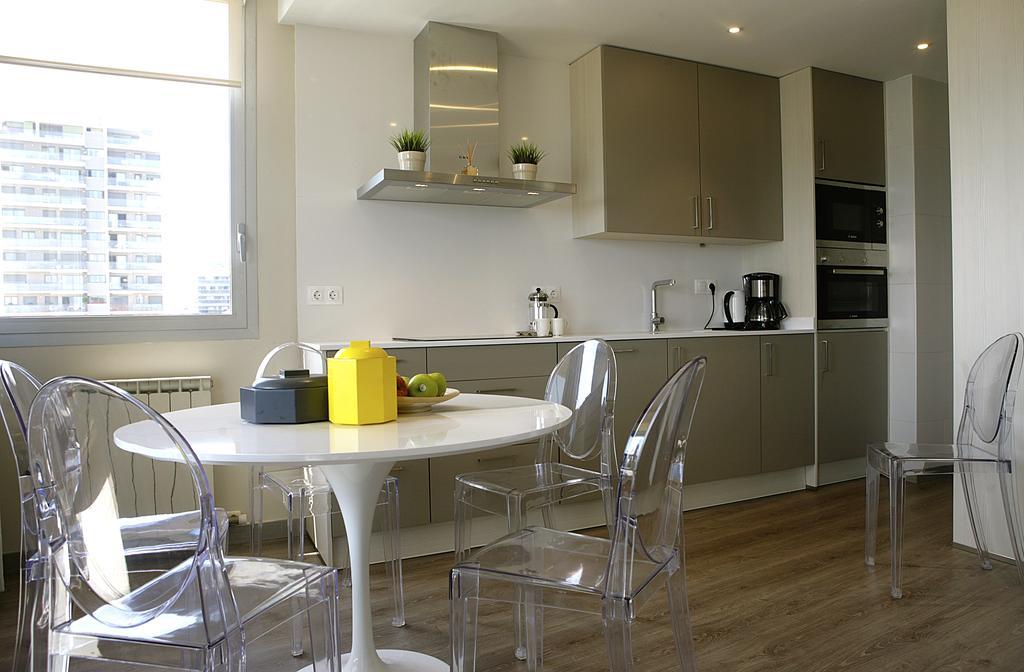 Great Sea-Side Barcelona Apartment Badalona Room photo